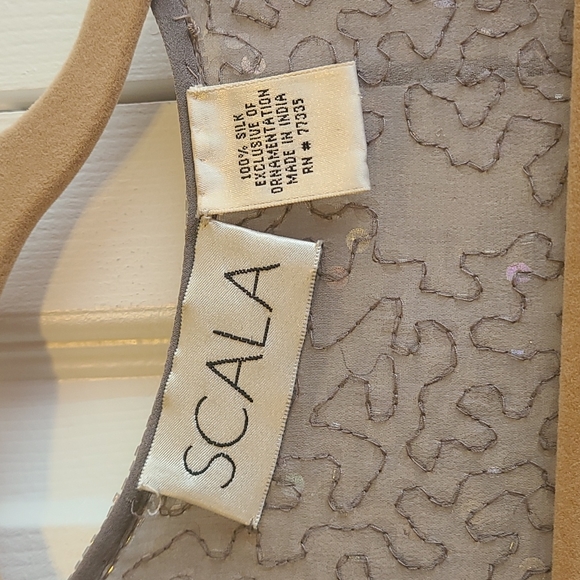 Silk Sequined Silver Jacket - Picture 3 of 4